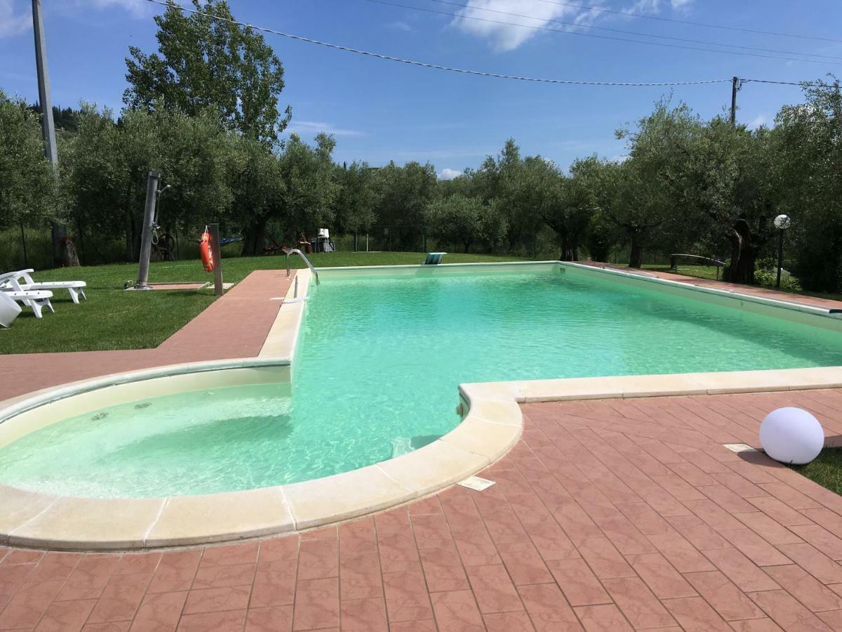 Le Coccole Del Trasimeno Casa de hóspedes Tuoro sul Trasimeno Exterior foto